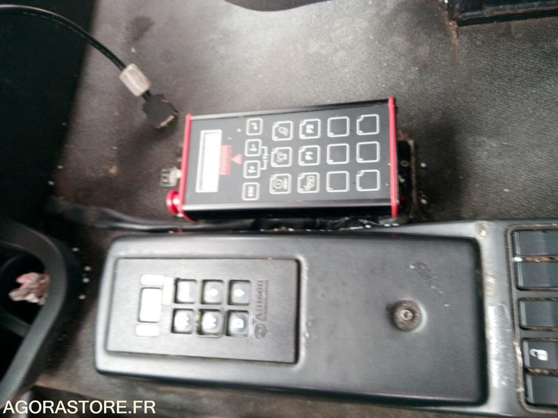 Leasing de Bom Renault 320DXI Bom Renault 320DXI: foto 9 Leasing de Bom Renault 320DXI Bom Renault 320DXI: foto 9