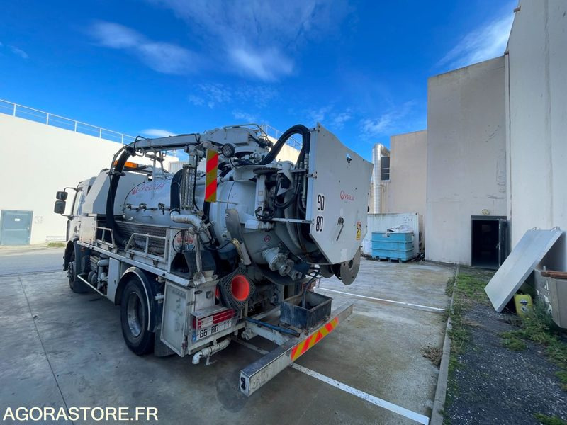 CAMION RENAULT19 HYDROCURER HUWER - 2018 / 341 258 KM - Limpieza de alcantarillado: foto 4 CAMION RENAULT19 HYDROCURER HUWER - 2018 / 341 258 KM - Limpieza de alcantarillado: foto 4