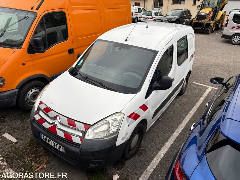 CEB158-09 CITROEN BERLINGO 1.6HDI 75CV - Furgoneta pequeña: foto 3 CEB158-09 CITROEN BERLINGO 1.6HDI 75CV - Furgoneta pequeña: foto 3