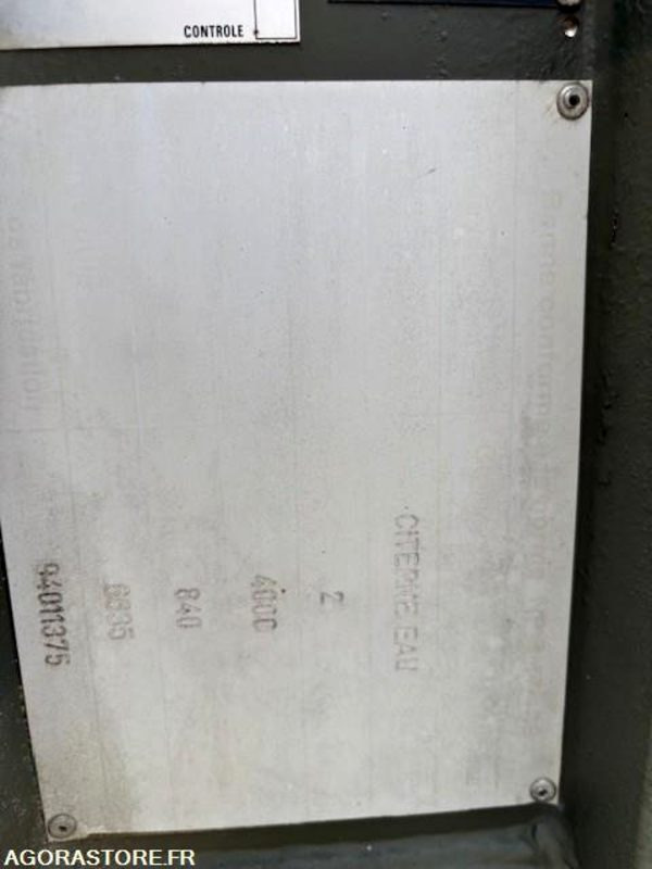 CITERNE AMPLIROLL 4000 LITRES - Camión multibasculante: foto 3 CITERNE AMPLIROLL 4000 LITRES - Camión multibasculante: foto 3