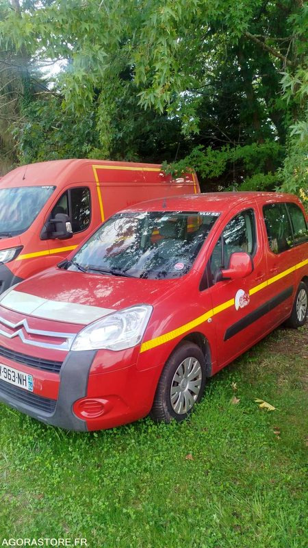 CITROËN BERLINGO - 132745km - 2011 - Furgoneta pequeña: foto 2 CITROËN BERLINGO - 132745km - 2011 - Furgoneta pequeña: foto 2