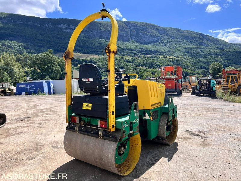 COMPACTEUR AMMANN AV26-2 ROULEAU TANDEM VIBRANT ARTICULÉ - ANNÉE 2008 - 1765 H - Rodillo: foto 4 COMPACTEUR AMMANN AV26-2 ROULEAU TANDEM VIBRANT ARTICULÉ - ANNÉE 2008 - 1765 H - Rodillo: foto 4