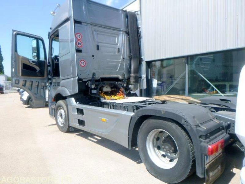 MERCEDES ACTROS 1845 GRANDE CABINE - 2012 - IMMATRICULATION SLOVENE - TB ETAT - Cabeza tractora: foto 5 MERCEDES ACTROS 1845 GRANDE CABINE - 2012 - IMMATRICULATION SLOVENE - TB ETAT - Cabeza tractora: foto 5