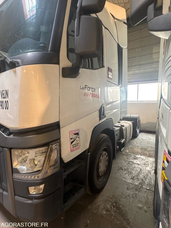 RENAULT T 480 - 593 951KM - 2017 - Cabeza tractora: foto 3 RENAULT T 480 - 593 951KM - 2017 - Cabeza tractora: foto 3
