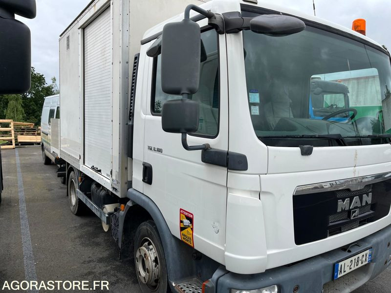 MAN TGL 8.180 4X2 BB - Camión: foto 2 MAN TGL 8.180 4X2 BB - Camión: foto 2