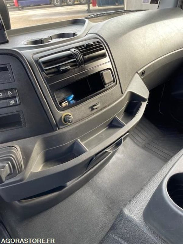 Camión Mercedes Atego 2017 Boite automatique: foto 9 Camión Mercedes Atego 2017 Boite automatique: foto 9