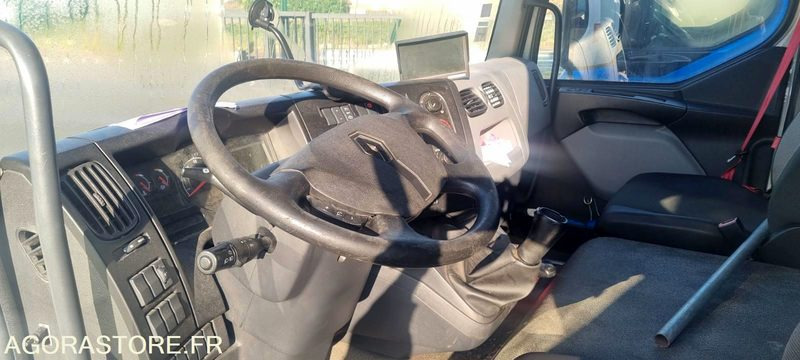 Camión RENAULT MIDLUM - 2015 - 156571 Kms: foto 6 Camión RENAULT MIDLUM - 2015 - 156571 Kms: foto 6