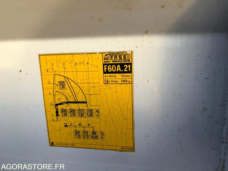 Camión RENAULT MIDLUM GRUE - 2003 -143000km: foto 10 Camión RENAULT MIDLUM GRUE - 2003 -143000km: foto 10