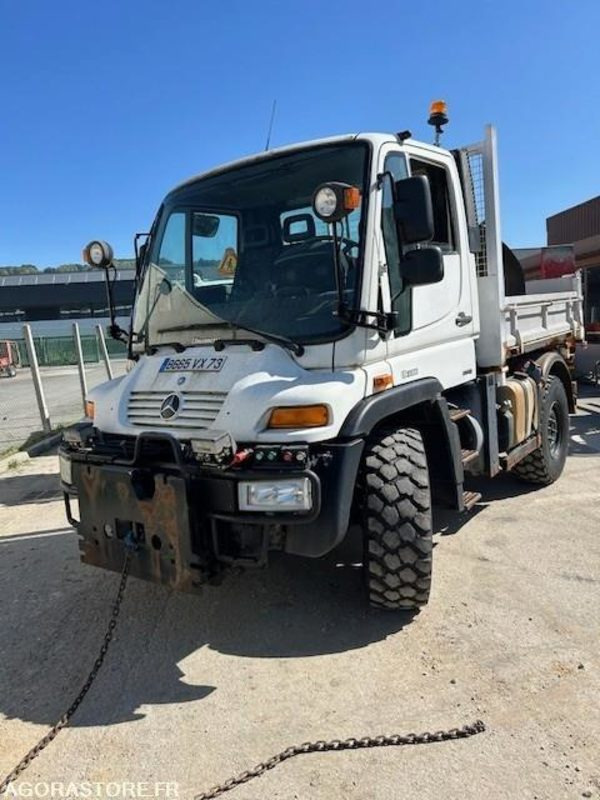 UNIMOG U300C VERSION COMMUNALE 2008 36900 KM - Camión: foto 4 UNIMOG U300C VERSION COMMUNALE 2008 36900 KM - Camión: foto 4