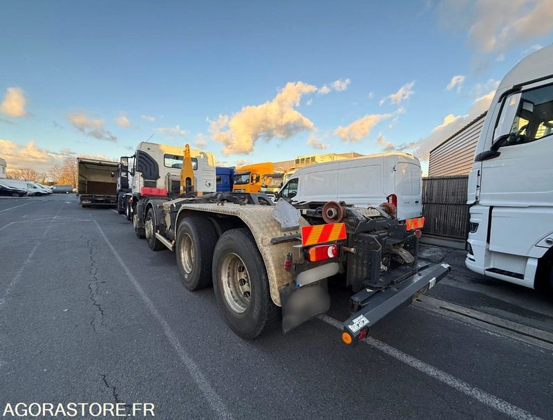 VOLVO FM12 380 - 2004 - 636 982 - Camión: foto 4 VOLVO FM12 380 - 2004 - 636 982 - Camión: foto 4