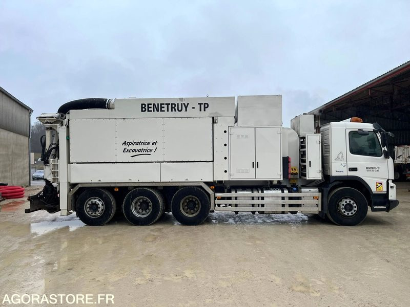 VOLVO TRIDEM 3A 11T 36.000V - EXCAVATRICE-ASPIRATRICE SB 268 - 2011/ 251629KM - Camión: foto 4 VOLVO TRIDEM 3A 11T 36.000V - EXCAVATRICE-ASPIRATRICE SB 268 - 2011/ 251629KM - Camión: foto 4