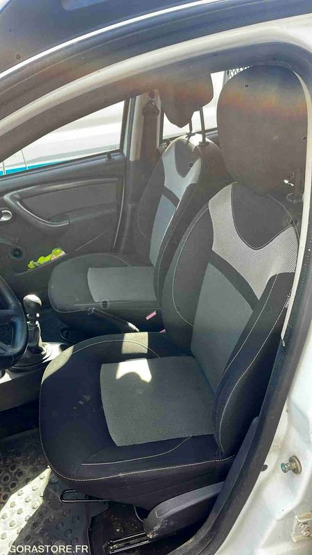 DACIA DUSTER - 2017 - 165790KM - EP996QE - SUV/ Todoterreno: foto 5 DACIA DUSTER - 2017 - 165790KM - EP996QE - SUV/ Todoterreno: foto 5