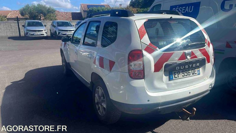 DACIA DUSTER - 2017 - 165790KM - EP996QE - SUV/ Todoterreno: foto 3 DACIA DUSTER - 2017 - 165790KM - EP996QE - SUV/ Todoterreno: foto 3