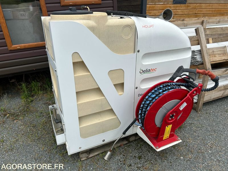 Désherbeuse à eau chaude - OELIATEC HOUAT - Année 2017 - 2 lances - Equipo de construcción: foto 1 Désherbeuse à eau chaude - OELIATEC HOUAT - Année 2017 - 2 lances - Equipo de construcción: foto 1