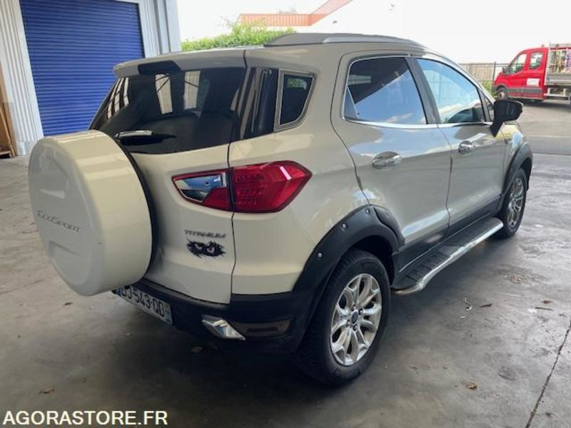 ECOSPORT TITANIUM 1.5 TDCI 90cv . 08/2014 . 128300 km - SUV/ Todoterreno: foto 3 ECOSPORT TITANIUM 1.5 TDCI 90cv . 08/2014 . 128300 km - SUV/ Todoterreno: foto 3