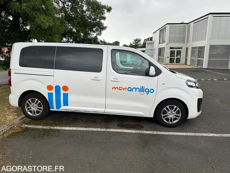 EM-645-ZF - Roulant - VP - 9 Places - Jumpy SPACE TOURER - 210 716 Kms - Minibús, Furgoneta de pasajeros: foto 1 EM-645-ZF - Roulant - VP - 9 Places - Jumpy SPACE TOURER - 210 716 Kms - Minibús, Furgoneta de pasajeros: foto 1