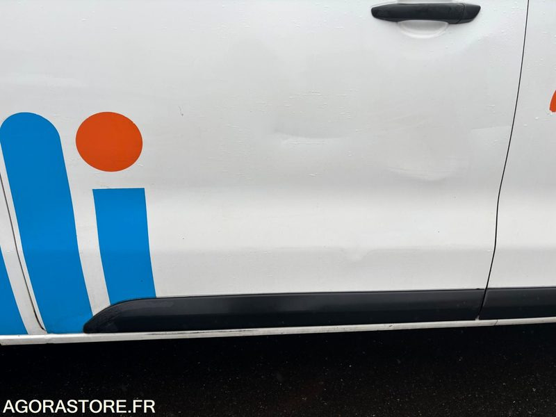 Minibús, Furgoneta de pasajeros FB-572-MX - Roulant - CITROEN JUMPY SPACE TOURER - VP - 218 682 Kms: foto 9 Minibús, Furgoneta de pasajeros FB-572-MX - Roulant - CITROEN JUMPY SPACE TOURER - VP - 218 682 Kms: foto 9