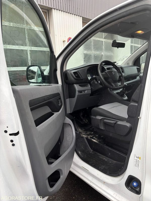 Minibús, Furgoneta de pasajeros FG-930-DE - Roulant - CITROEN JUMPY SPACE TOURER - VP - 208 444 Kms: foto 8