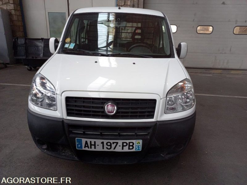 FIAT DOBLO AH-197-PB - Furgoneta pequeña: foto 1 FIAT DOBLO AH-197-PB - Furgoneta pequeña: foto 1