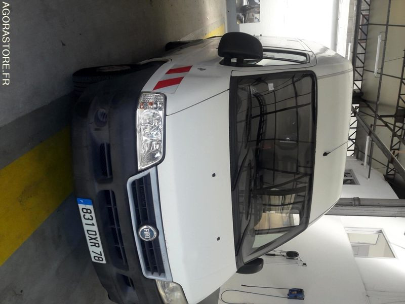 FIAT DUCATO FOURGON-NON ROULANT - Furgón: foto 1 FIAT DUCATO FOURGON-NON ROULANT - Furgón: foto 1