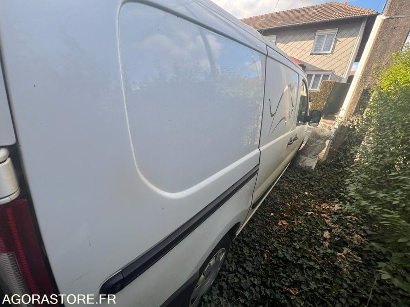 FIAT- SCUDO - 2016 - 230 000 KM - FRIGORIFIQUE MULTI TEMPERATURE - Furgoneta frigorifica: foto 2 FIAT- SCUDO - 2016 - 230 000 KM - FRIGORIFIQUE MULTI TEMPERATURE - Furgoneta frigorifica: foto 2