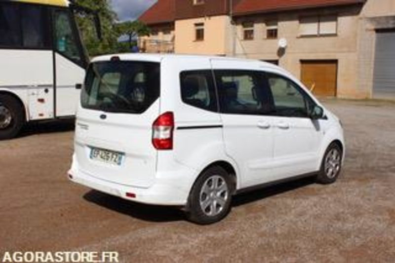 FORD TOURNEO - 2017 - 178 348 KMS - EP426FZ - Furgoneta pequeña: foto 3 FORD TOURNEO - 2017 - 178 348 KMS - EP426FZ - Furgoneta pequeña: foto 3