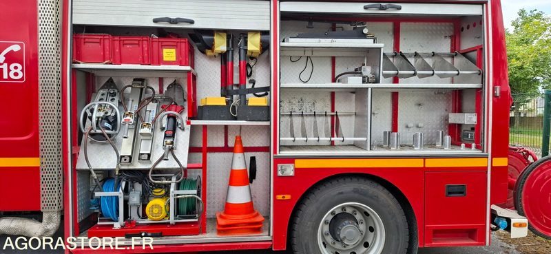 FOURGON POMPE TONNE SR - RENAULT PREMIUM - 522 ZC 29 - Camión de bomberos: foto 3 FOURGON POMPE TONNE SR - RENAULT PREMIUM - 522 ZC 29 - Camión de bomberos: foto 3