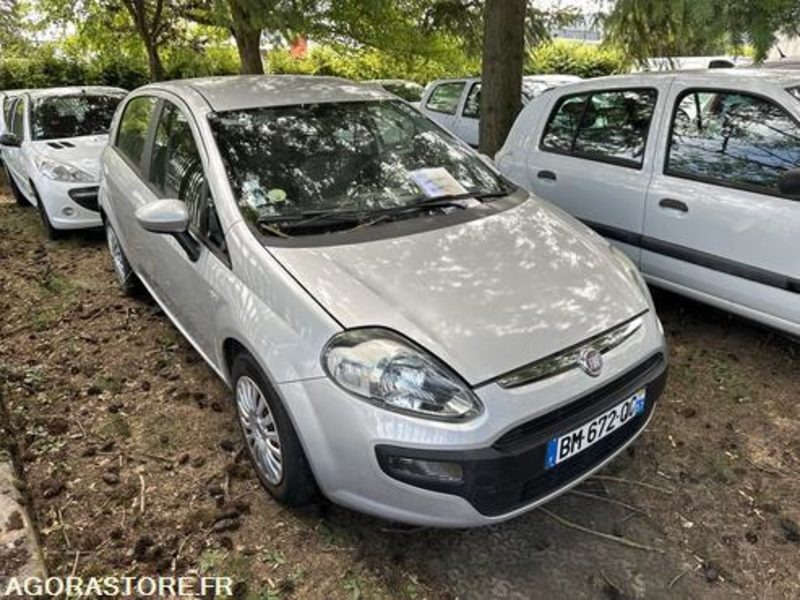 Fiat Punto - BM672QC - Coche: foto 3 Fiat Punto - BM672QC - Coche: foto 3
