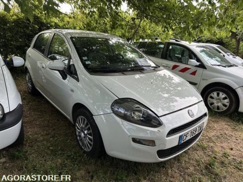 Fiat Punto - CF169TW - Coche: foto 2 Fiat Punto - CF169TW - Coche: foto 2