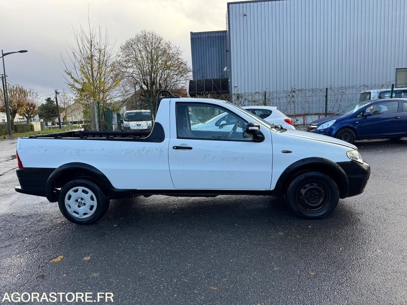 Fiat Strada II Pick Up 1.3 MJTD - Pick-up: foto 4 Fiat Strada II Pick Up 1.3 MJTD - Pick-up: foto 4