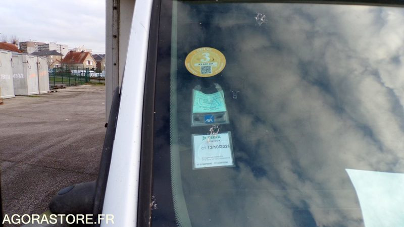 RENAULT MASTER 20M3 AX-648-DA - Furgoneta: foto 5 RENAULT MASTER 20M3 AX-648-DA - Furgoneta: foto 5