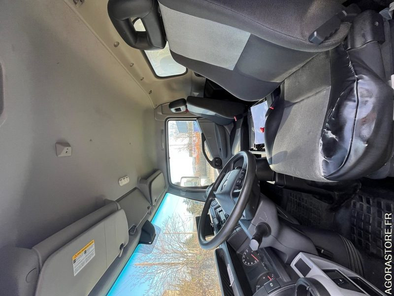 Renault trucks RENAULT D CAISSE 20M3 3.0L 177 CV BVA 7T500 - Furgoneta: foto 4 Renault trucks RENAULT D CAISSE 20M3 3.0L 177 CV BVA 7T500 - Furgoneta: foto 4