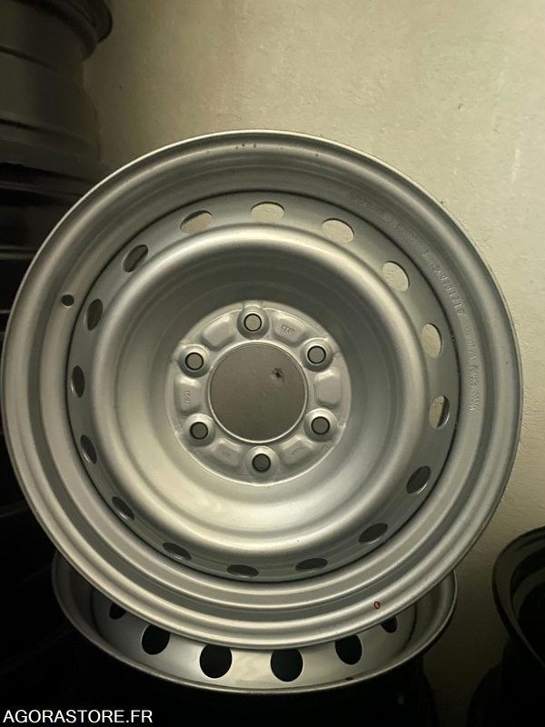 LOT DE 56 JANTES TOLE POUR FORD RANGER 17 POUCES R1-1974 - Herramienta/ Equipo: foto 1 LOT DE 56 JANTES TOLE POUR FORD RANGER 17 POUCES R1-1974 - Herramienta/ Equipo: foto 1