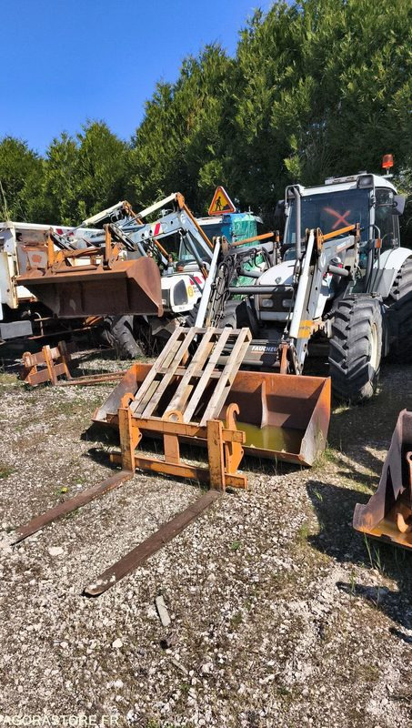 Lot Renault - Tracteur chargeur Renault ergos 105-god 0002- 2000 - 10958 et TR12 - Tractor: foto 1 Lot Renault - Tracteur chargeur Renault ergos 105-god 0002- 2000 - 10958 et TR12 - Tractor: foto 1