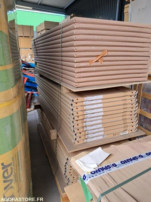 Lot de menuiseries LEBODOORS - Herramienta/ Equipo: foto 3 Lot de menuiseries LEBODOORS - Herramienta/ Equipo: foto 3