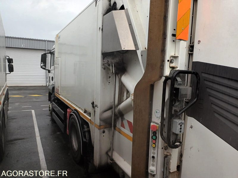 MAN 19T/BOM - DF199ND - 2014 / 189 000 KM - Camión de basura: foto 4 MAN 19T/BOM - DF199ND - 2014 / 189 000 KM - Camión de basura: foto 4