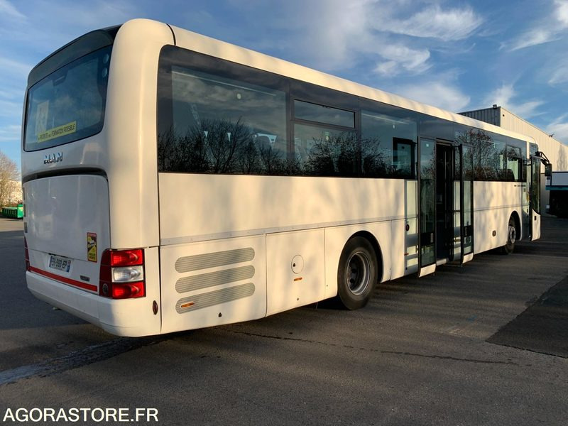 MAN LION S INTERCITY R62 - 2016 - 157373 Kms - Autobús escolar: foto 4 MAN LION S INTERCITY R62 - 2016 - 157373 Kms - Autobús escolar: foto 4