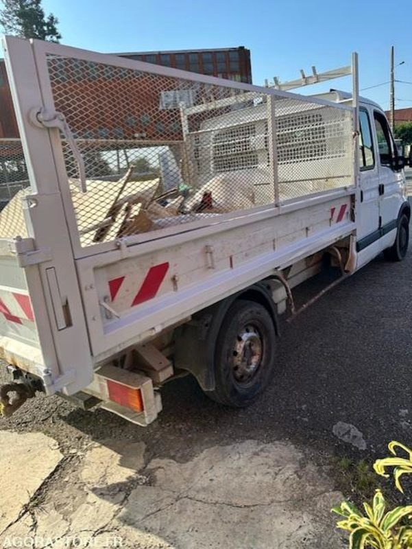 MASTER 97000KM BON ETAT DOUBLE CABINE 7 PLACES 2.5 DCI BENNE MARREL ELECTRIQUE - Furgoneta basculante: foto 3 MASTER 97000KM BON ETAT DOUBLE CABINE 7 PLACES 2.5 DCI BENNE MARREL ELECTRIQUE - Furgoneta basculante: foto 3