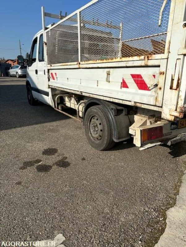MASTER 97000KM BON ETAT DOUBLE CABINE 7 PLACES 2.5 DCI BENNE MARREL ELECTRIQUE - Furgoneta basculante: foto 5 MASTER 97000KM BON ETAT DOUBLE CABINE 7 PLACES 2.5 DCI BENNE MARREL ELECTRIQUE - Furgoneta basculante: foto 5