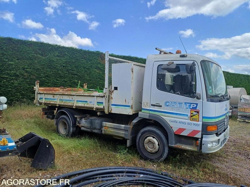 MERCEDES - ATEGO B 918 BENNE AVEC COFFRE - 2002 / 321065KMS (09/2019) - 6487XW14 - Camión volquete: foto 3 MERCEDES - ATEGO B 918 BENNE AVEC COFFRE - 2002 / 321065KMS (09/2019) - 6487XW14 - Camión volquete: foto 3