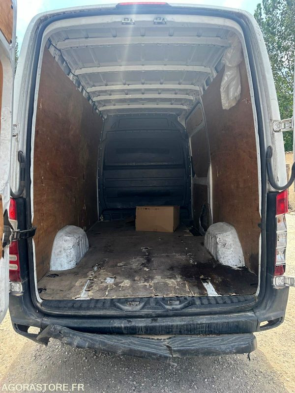 Furgón MERCEDES - SPRINTER 314 - 2016 / 249000 KM: foto 12
