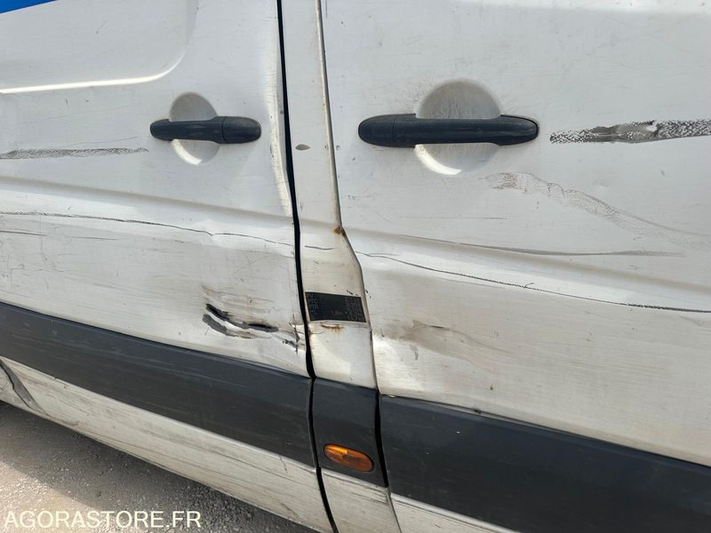 Furgón MERCEDES - SPRINTER 314 - 2016 / 249000 KM: foto 9