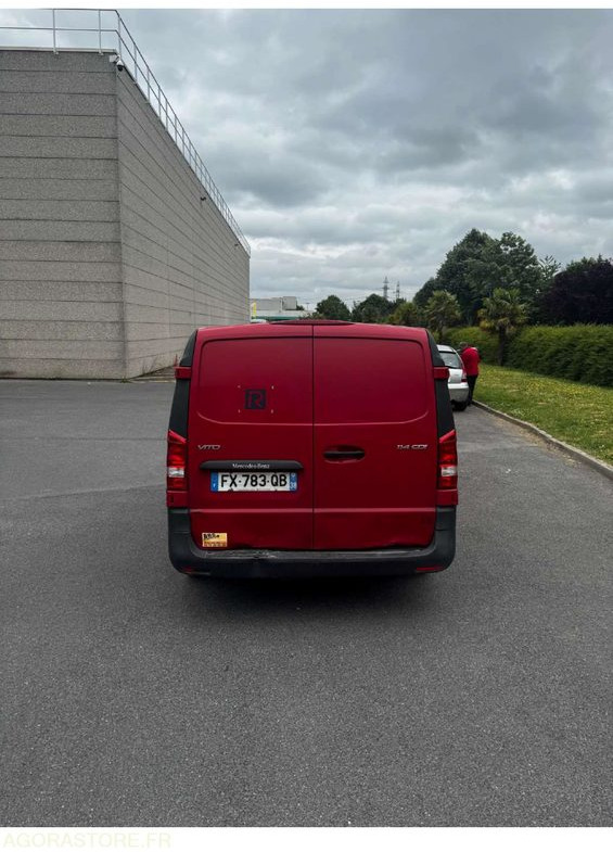 MERCEDES VITO - 370000 kms - 2015 (2774) - Furgoneta pequeña: foto 4 MERCEDES VITO - 370000 kms - 2015 (2774) - Furgoneta pequeña: foto 4