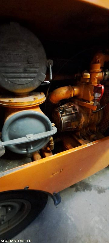 MINI COMBINE RIVARD TOYOTA AT052SN (VENTE UNIQUEMENT EXPORT) - SUV/ Todoterreno: foto 4 MINI COMBINE RIVARD TOYOTA AT052SN (VENTE UNIQUEMENT EXPORT) - SUV/ Todoterreno: foto 4