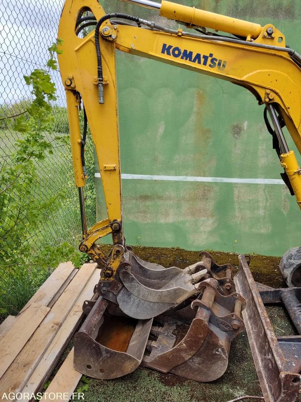 MINI PELLE KOMATSU - 2.5T PC26-MR3 - 2015 - 4390 HEURES - Miniexcavadora: foto 2 MINI PELLE KOMATSU - 2.5T PC26-MR3 - 2015 - 4390 HEURES - Miniexcavadora: foto 2