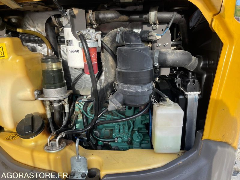 MINI-PELLE VOLVO ECR25D 2016 4700 HEURES - Excavadora: foto 3 MINI-PELLE VOLVO ECR25D 2016 4700 HEURES - Excavadora: foto 3