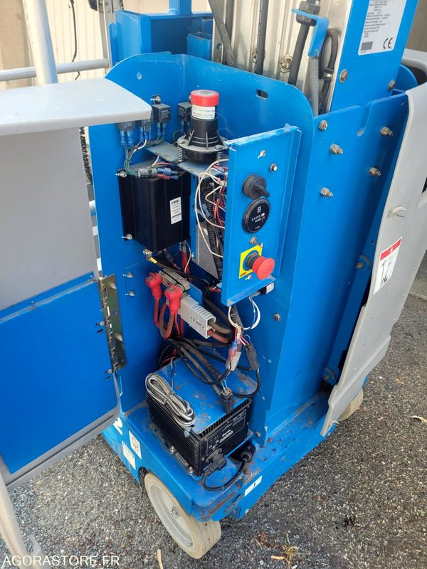 Herramienta/ Equipo NACELLE GENIE GR12 NOVON 1H40 D'UTILISATION  + REMORQUE 2 TONES ROUE DOLBY: foto 6