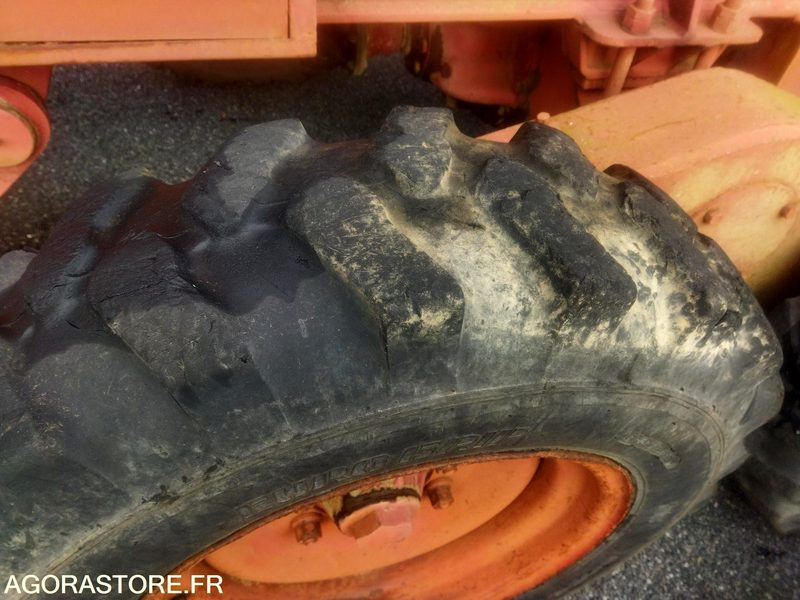 NIVELEUSE N520B - Grader: foto 3 NIVELEUSE N520B - Grader: foto 3
