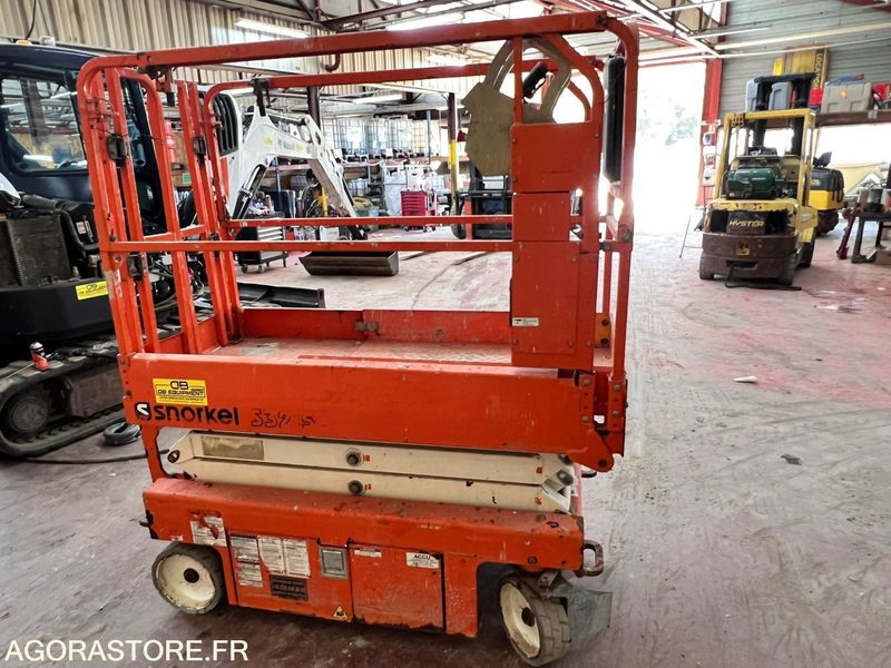 Nacelle ciseaux 6,5M électrique SNORKEL S3215E - 2016 - 840 heures - Plataforma de tijeras: foto 3 Nacelle ciseaux 6,5M électrique SNORKEL S3215E - 2016 - 840 heures - Plataforma de tijeras: foto 3