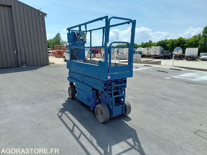 Plataforma elevadora Nacelle electrique à ciseaux JLG 2030ES: foto 12